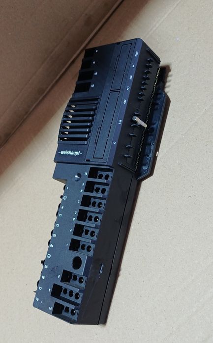 Weishaupt W-FM25 V2.0 menager sterownik automat palnik gazowy olejowy