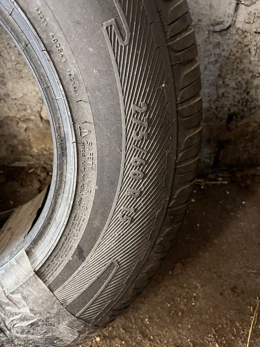 Продам резину на внедорожнік 275 60 р15