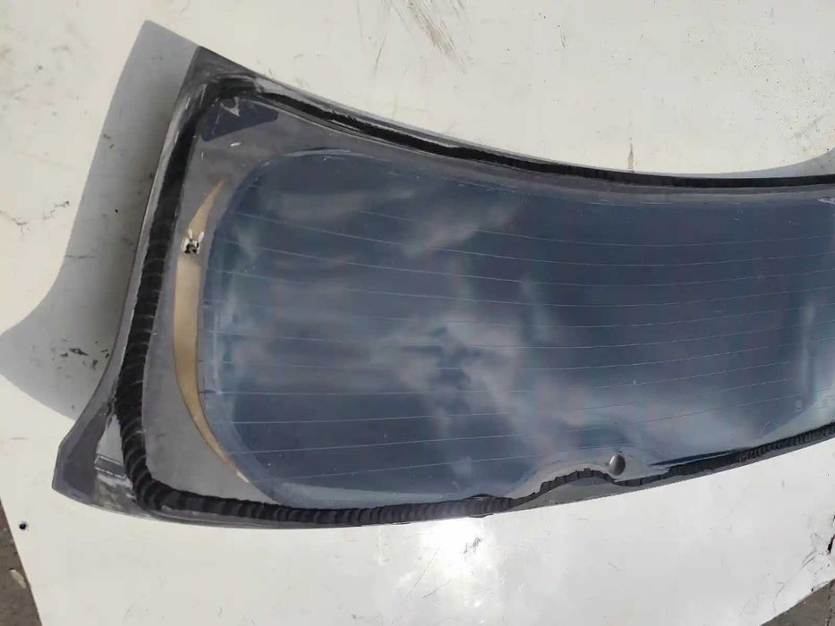 Скло заднє кришки багажника Jeep Compass 2017-2021