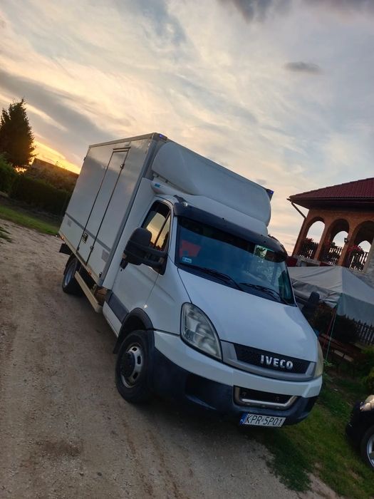 Iveco 35C15  Iveco daily 35C15 izoterma kontener 8ep 3.0 prywatne zadbane