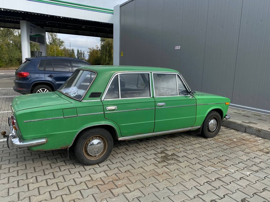 Продам хороший ВАЗ 2103