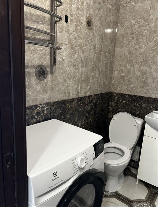 Перша здача стильної 1-но кімнатної квартирив ЖК Преміум Парк - центр,