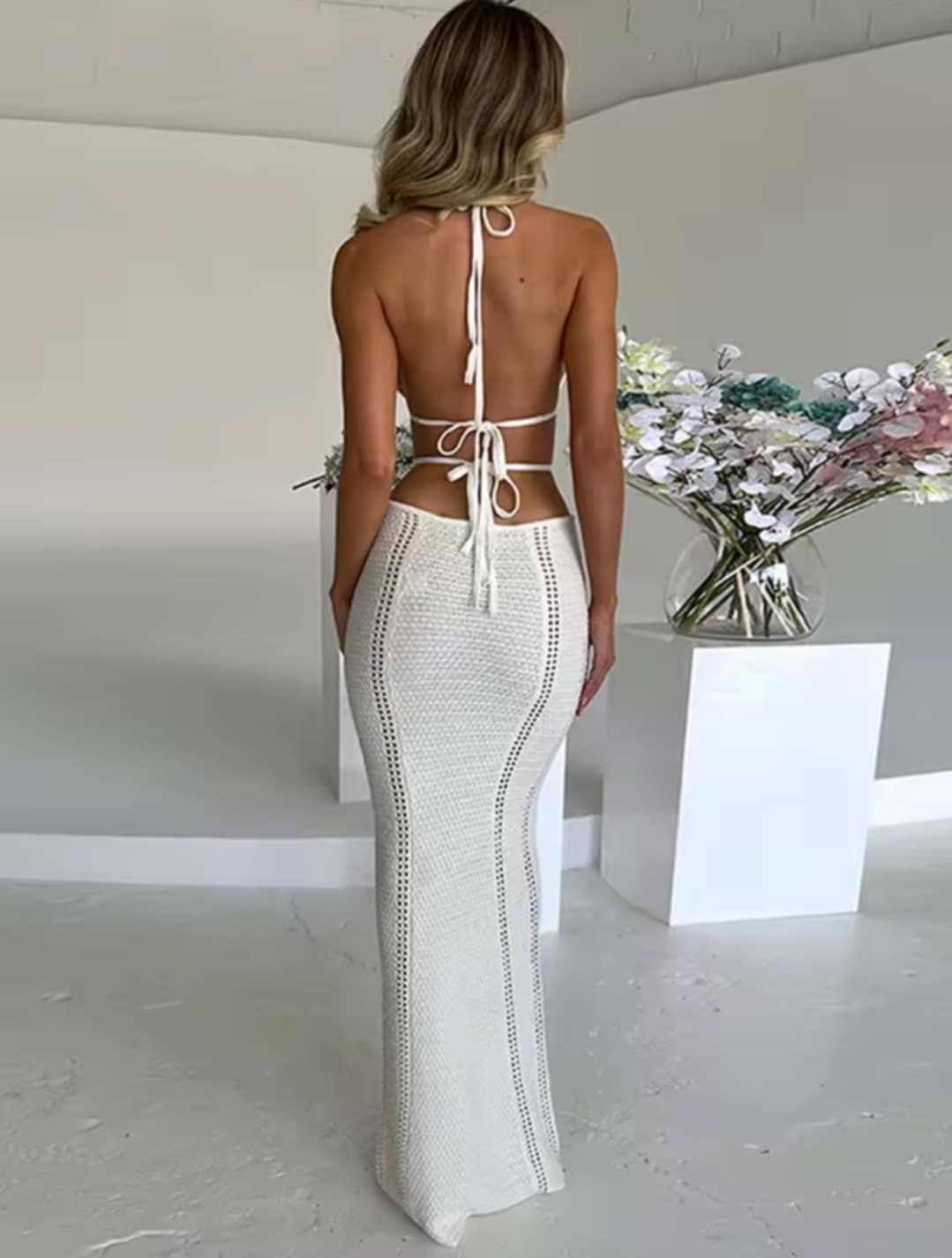Elegancka, ażurowa sukienka maxi M
