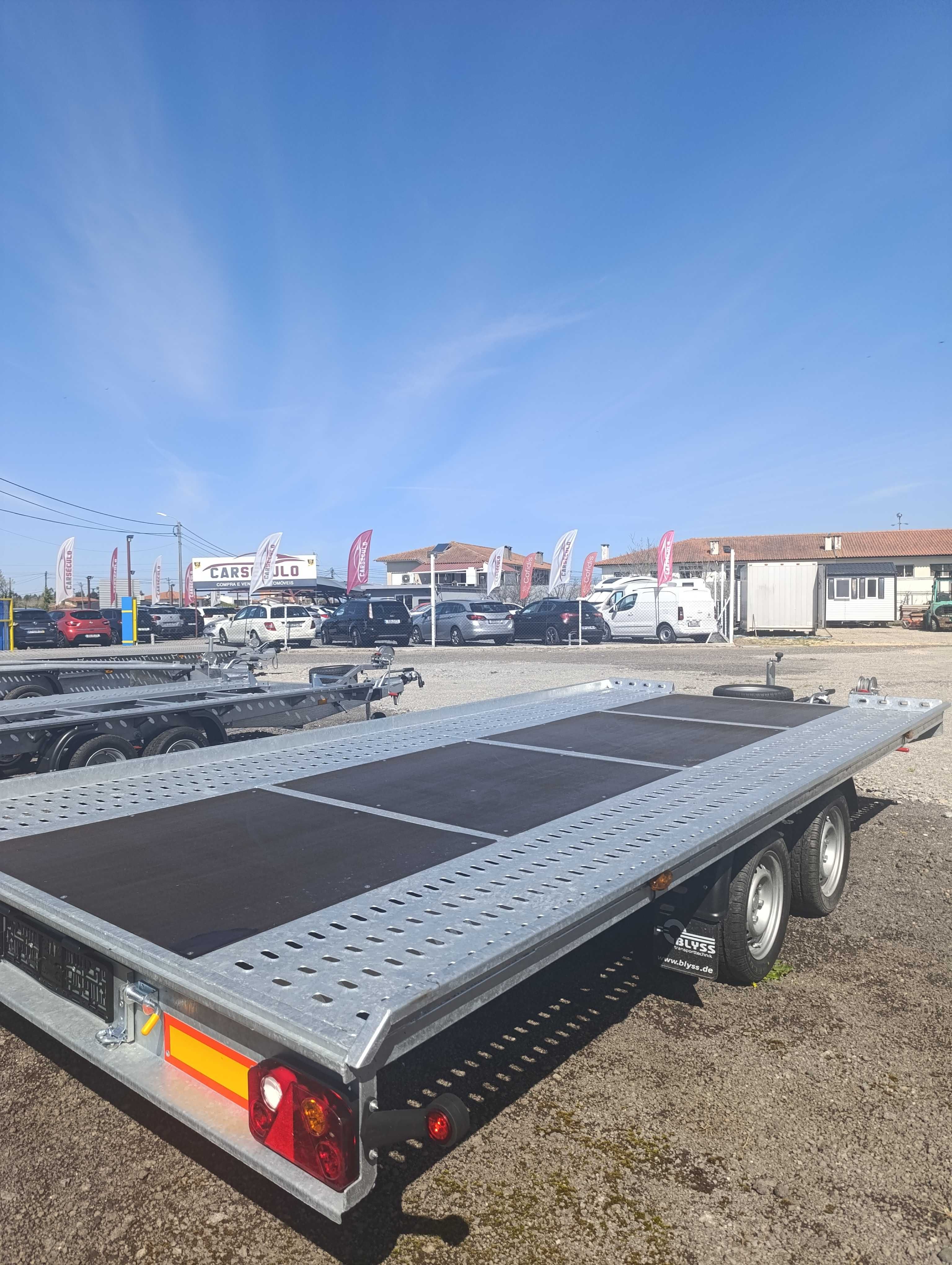 ATRELADO TRANSPORTE AUTOMÓVEIS 4,50 x 2,10 PB 2700, CARREGA 2T