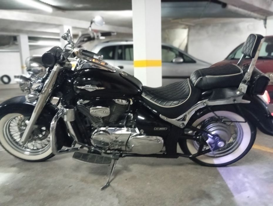 Suzuki intruder C800   Ano2013