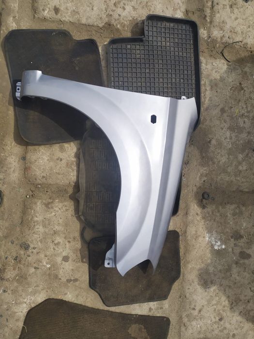 Крило Сіре темнє Крыло Темно Серое Шевроле Авео Т250 Ціна одного