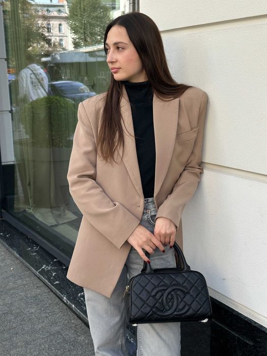 Жіноча Сумка Chanel Vintage CC Quilted Caviar Bowling Bag