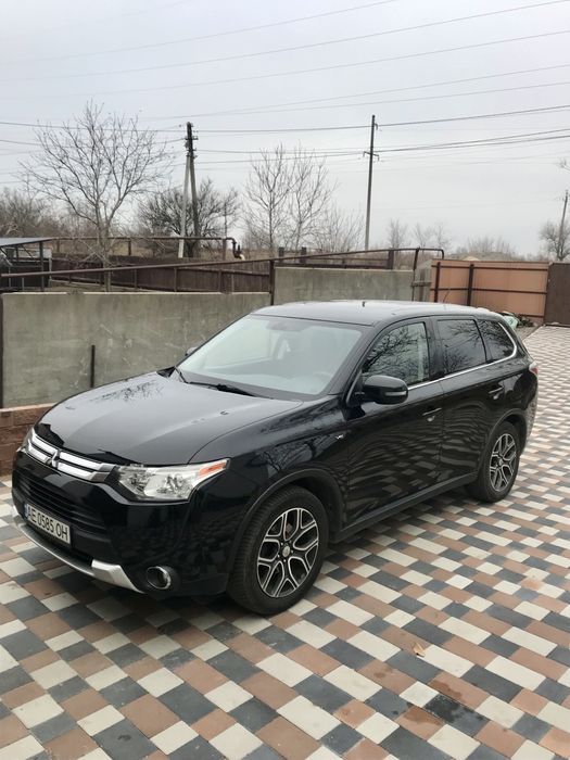 Мitsubishi Outlander 3(GT,3 літра)