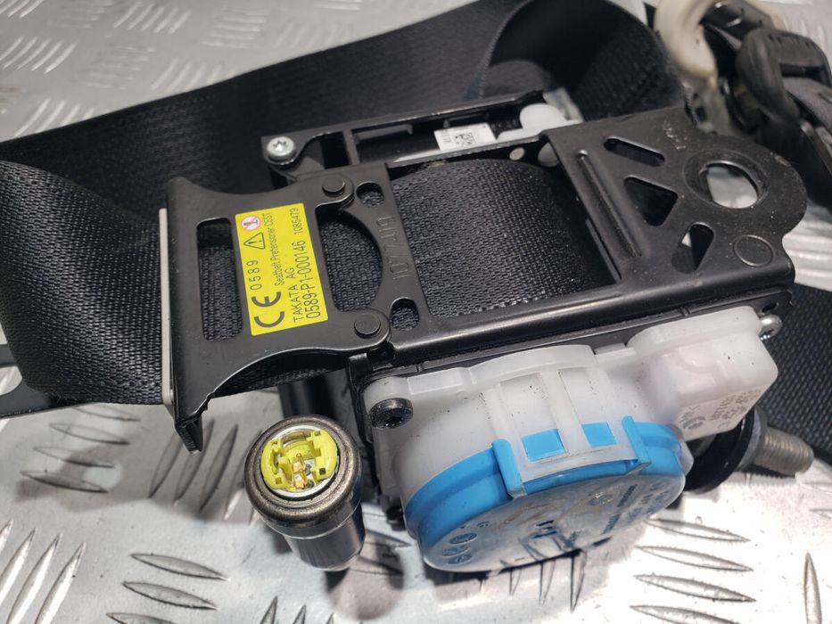 Ремень безопасности передний правый KD4557L30C01 Mazda CX-5 разборка