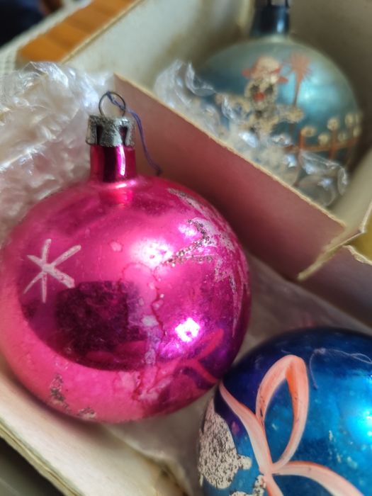 Komplet starych bombek