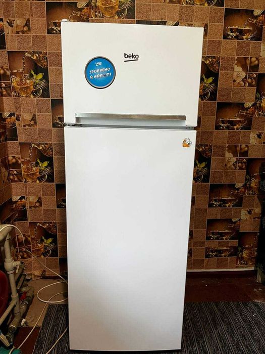 Холодильник beko