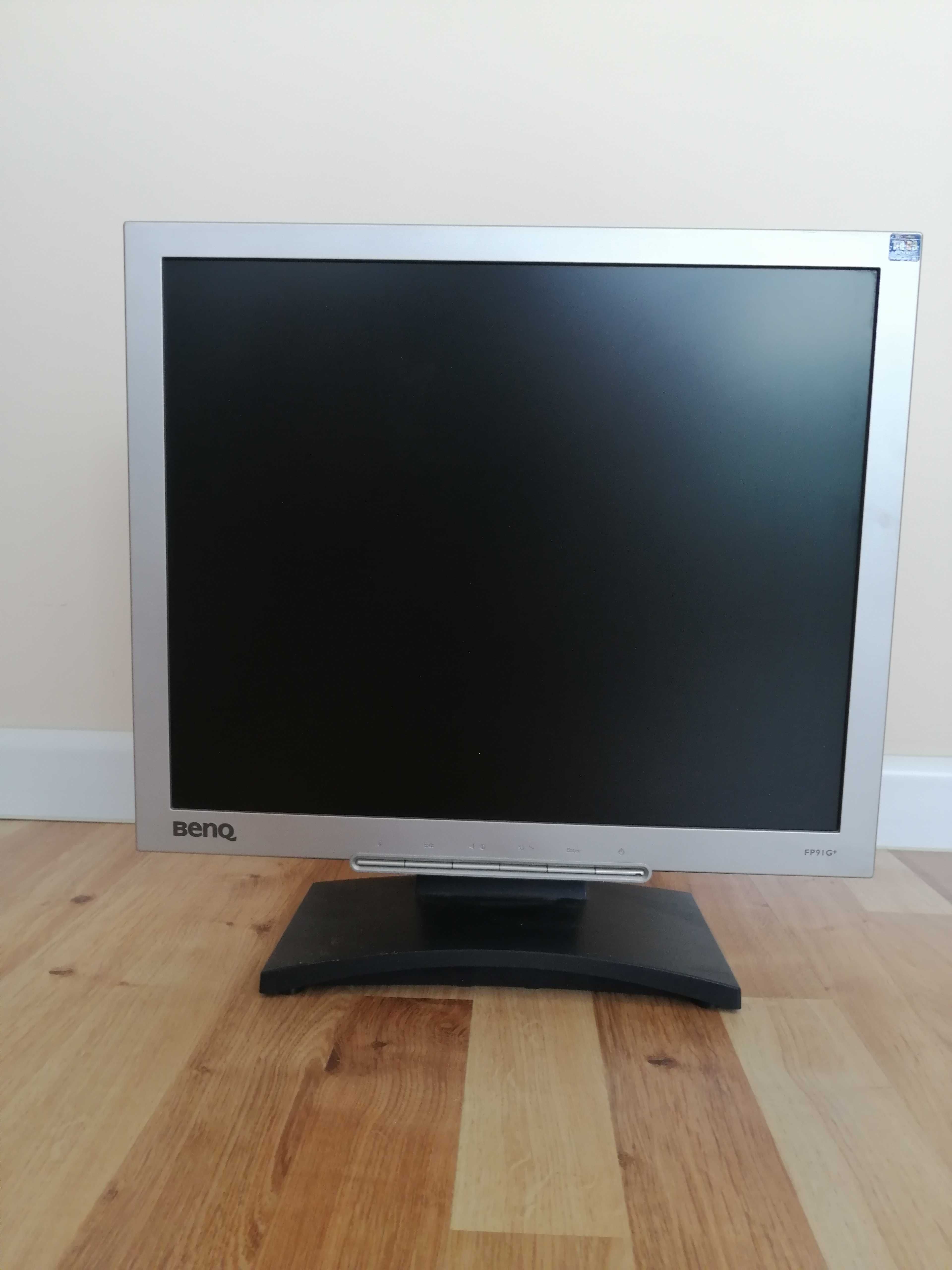 Monitor 19 cali BENQ Q9T4 – stan bardzo dobry