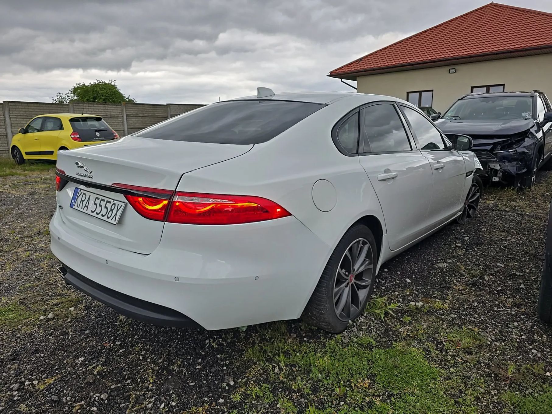 Jaguar XF Faktura VAT Marża