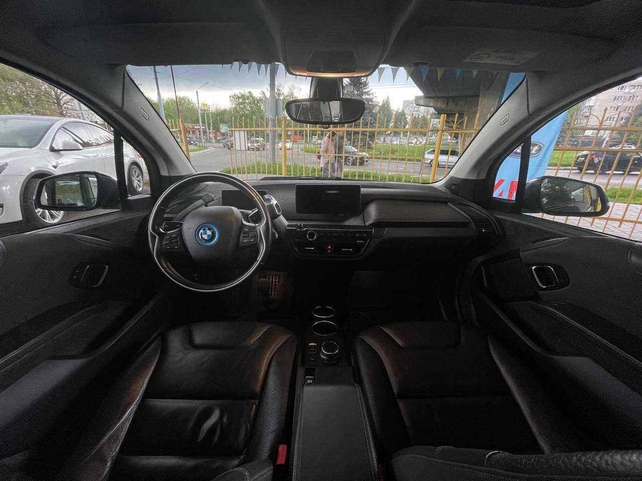 BMW I3 2018 року