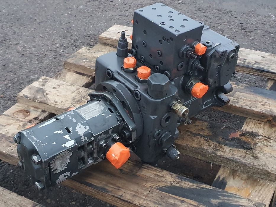 pompa hydrauliczna obrotu do koparki o&k