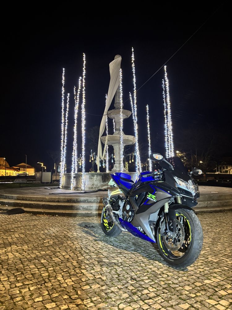 Suzuki gsxr600 k9