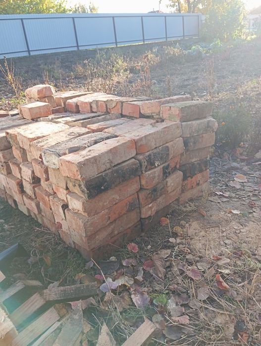 Червона цегла б/у