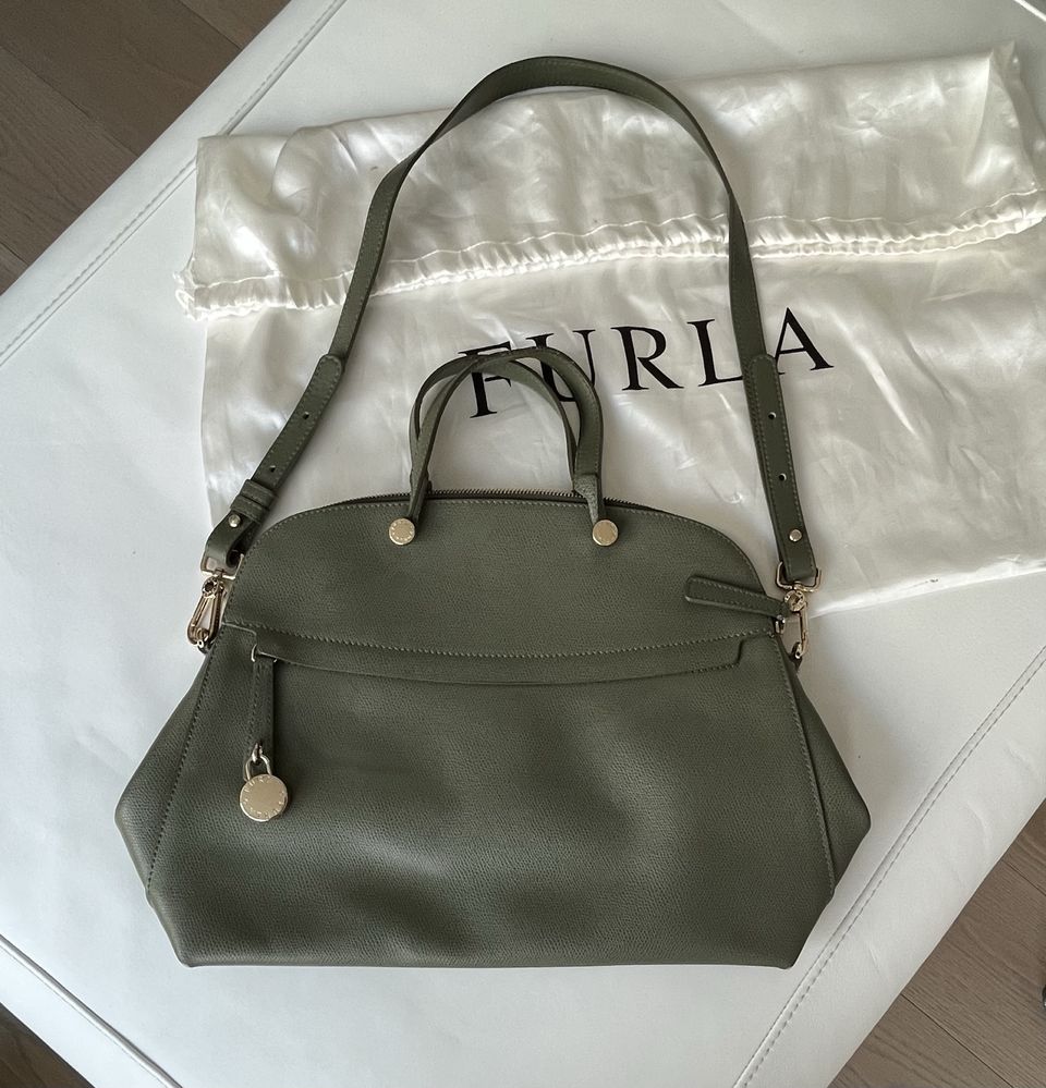 Mala Furla como nova verde azeitona, a cor que combina com tudo!