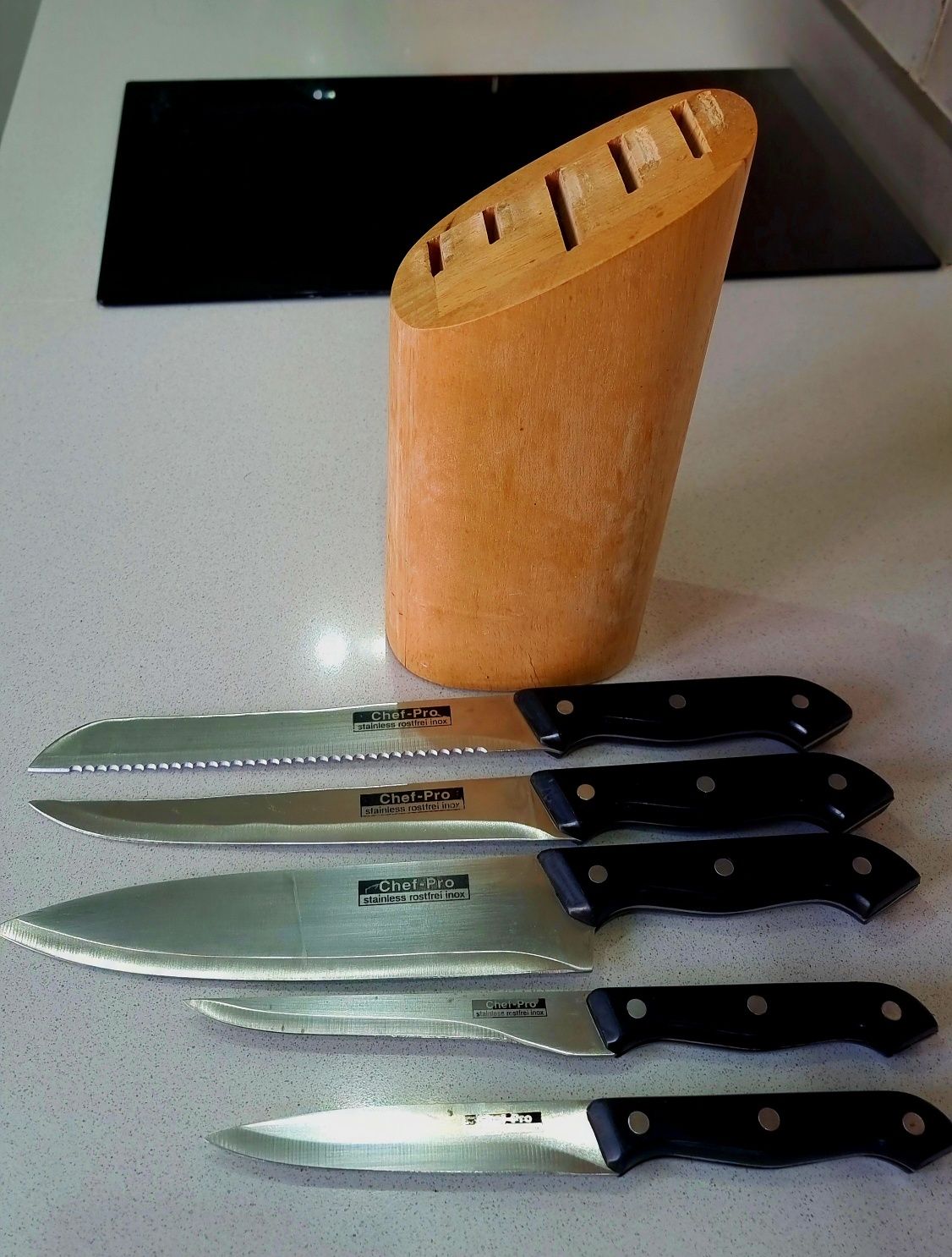 Conjunto de Facas Chef Pro com Base em Madeira