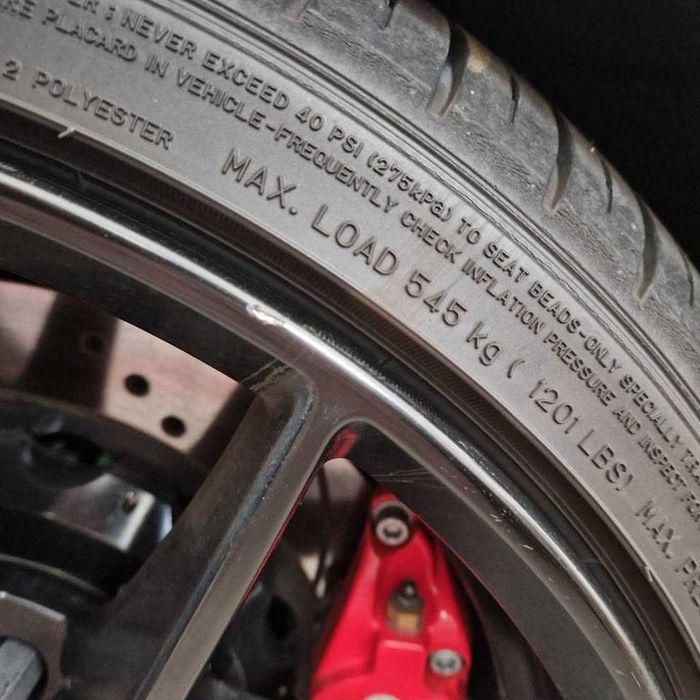 Rotiform FLG 18x8,5 114,3 ET45
