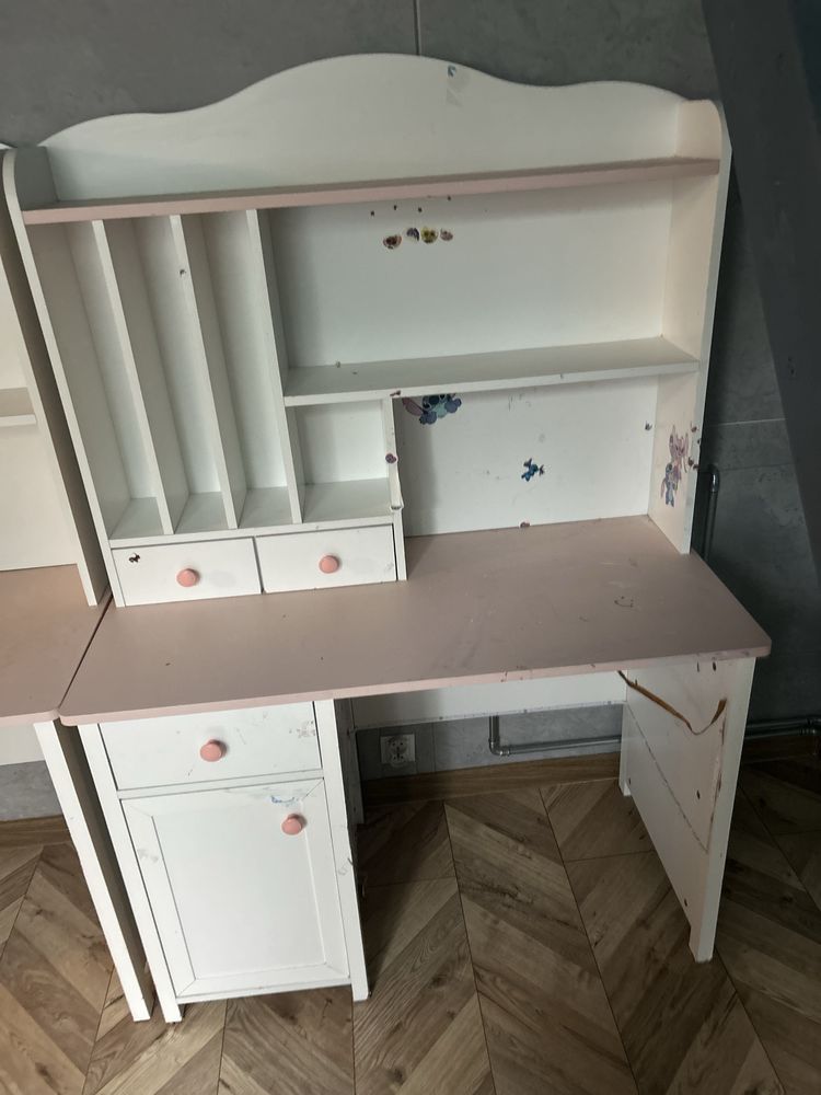 Biurko uzywane solidne dla dziewczynki