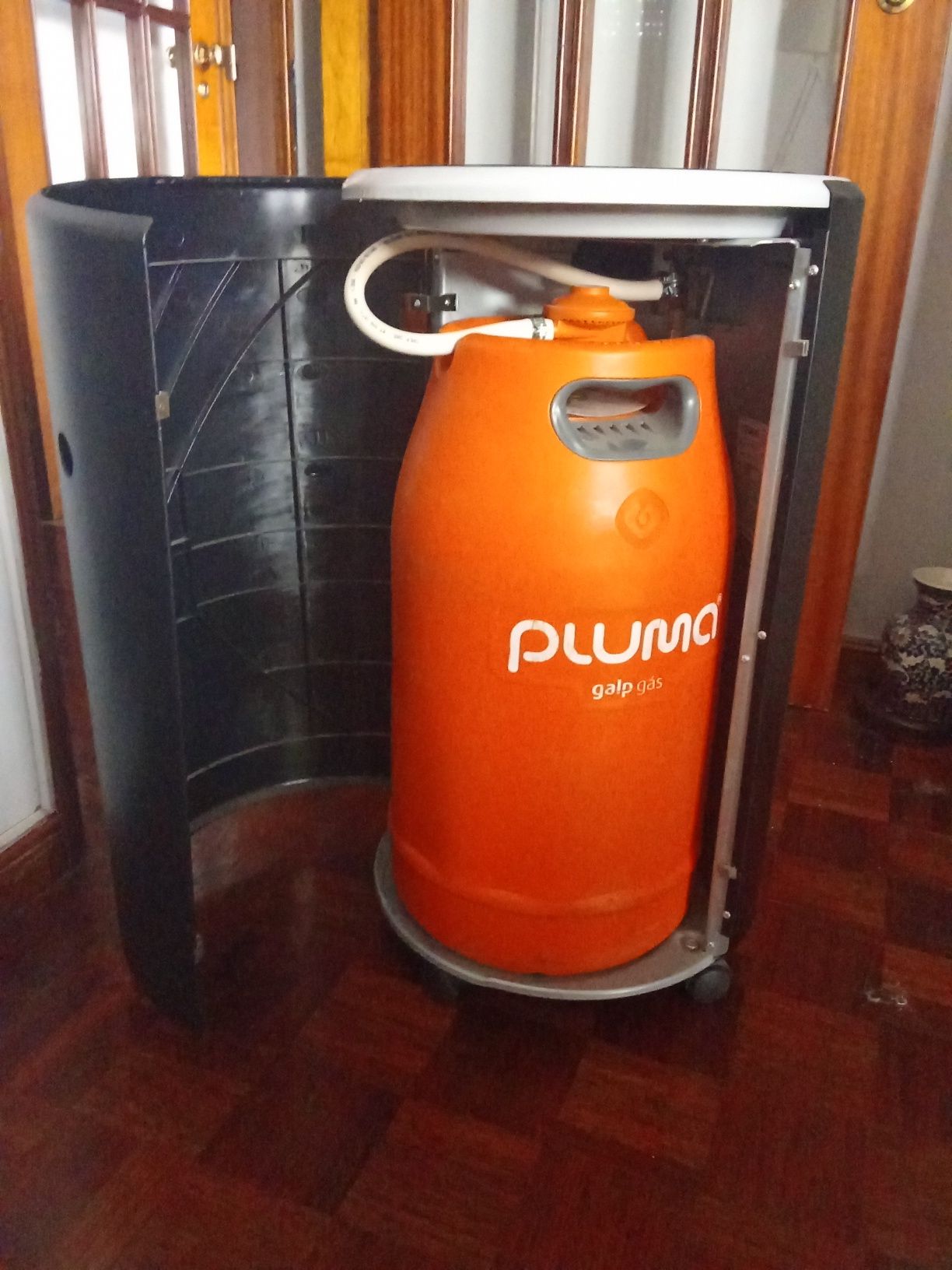 Aquecedor topo de gama Hotspot a gás com botija incluída
