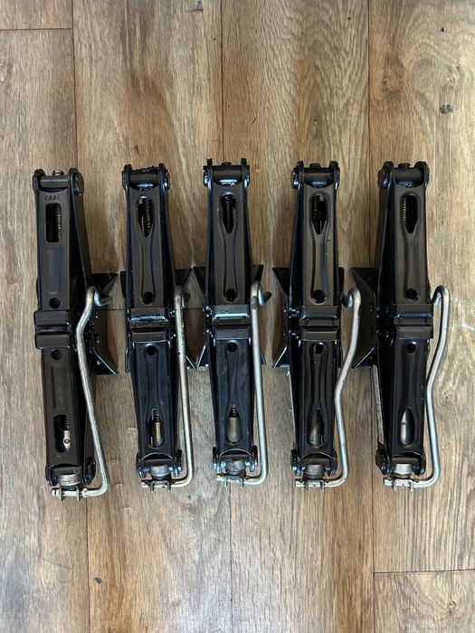 Домкрат VW Passat B7 B8 CC Golf 6 7 Skoda A5 A7 Super b Audi A4 A5