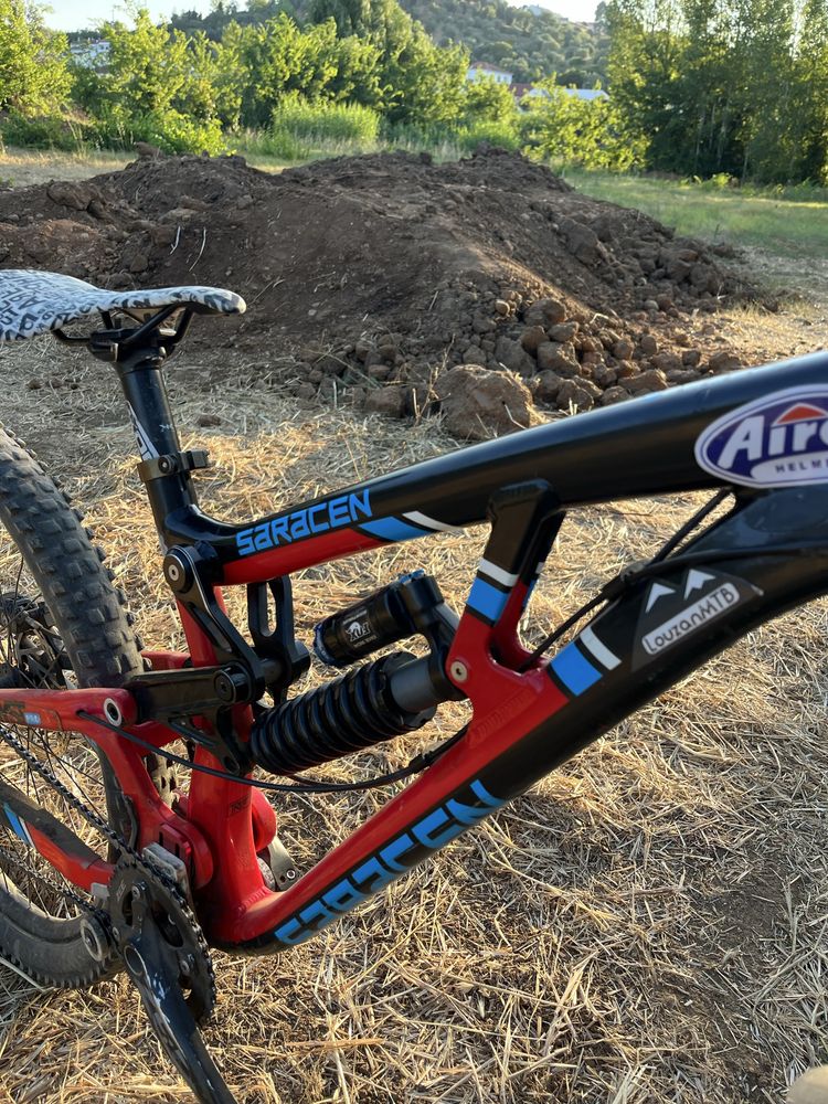 Bicicleta Downhill