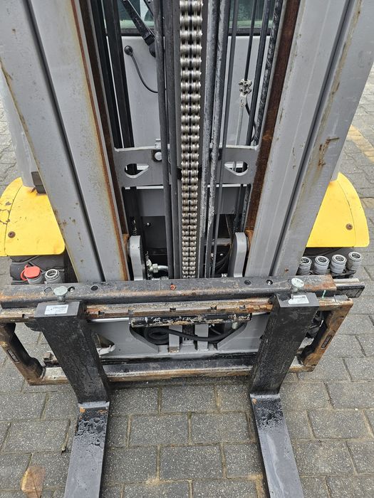 Wózek widłowy JUNGHEINRICH TFG320s Triplex 5sekcji 2016LPG transport