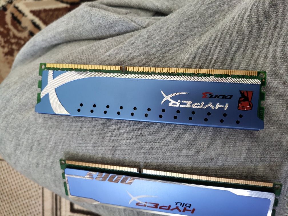 ddr3 4gb-2шт i 2gb-2шт kingston hyperx