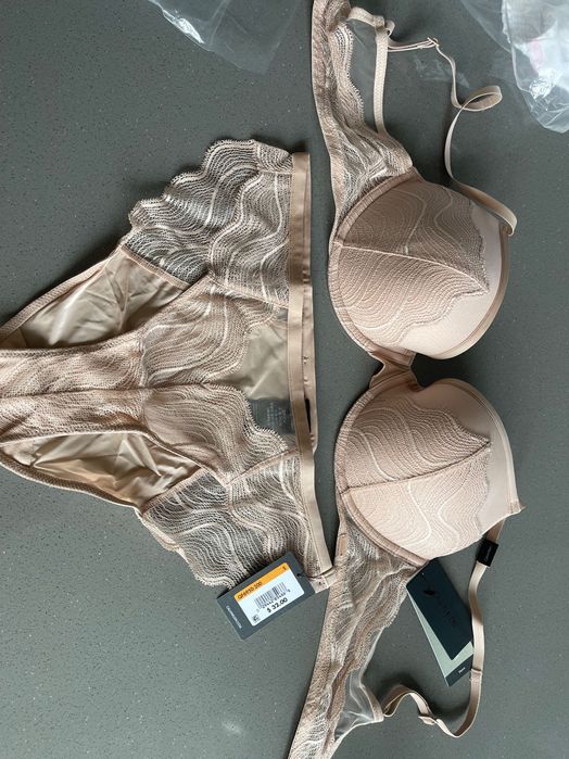 Calvin Klein original. Секси комплект белья бюстгальтер трусики р 36В