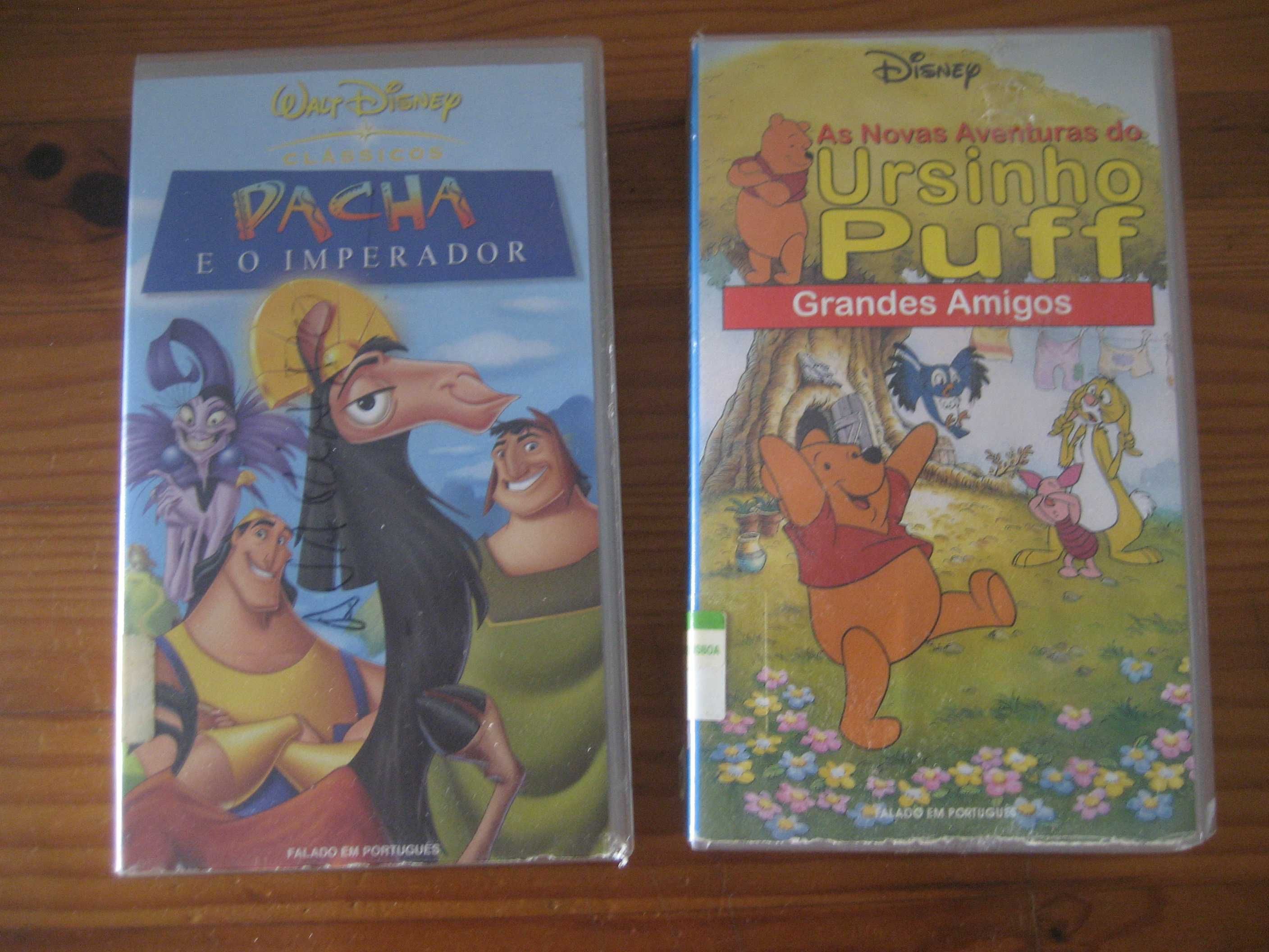 Cassetes VHS de vários filmes e desenhos animados