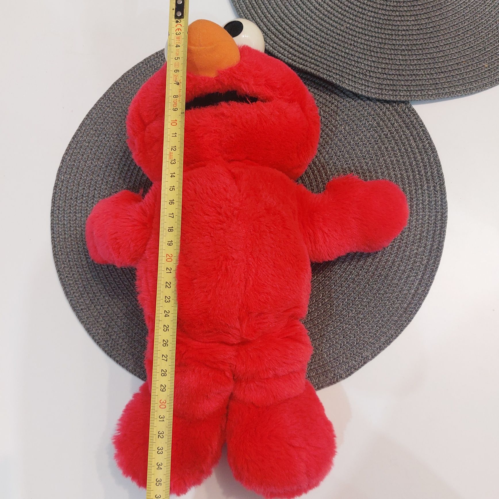 Maskotka elmo czerwona