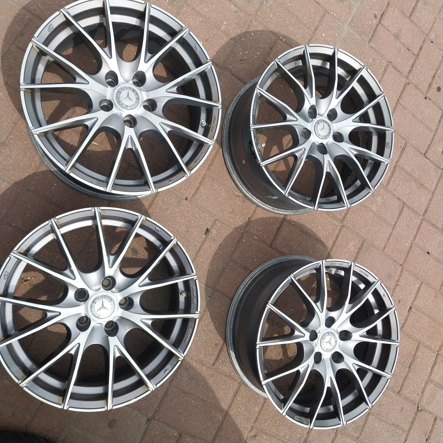 Oryginalne Felgi Aluminiowe OZ MERCEDES  5x112 8J ET35 Super Stan !