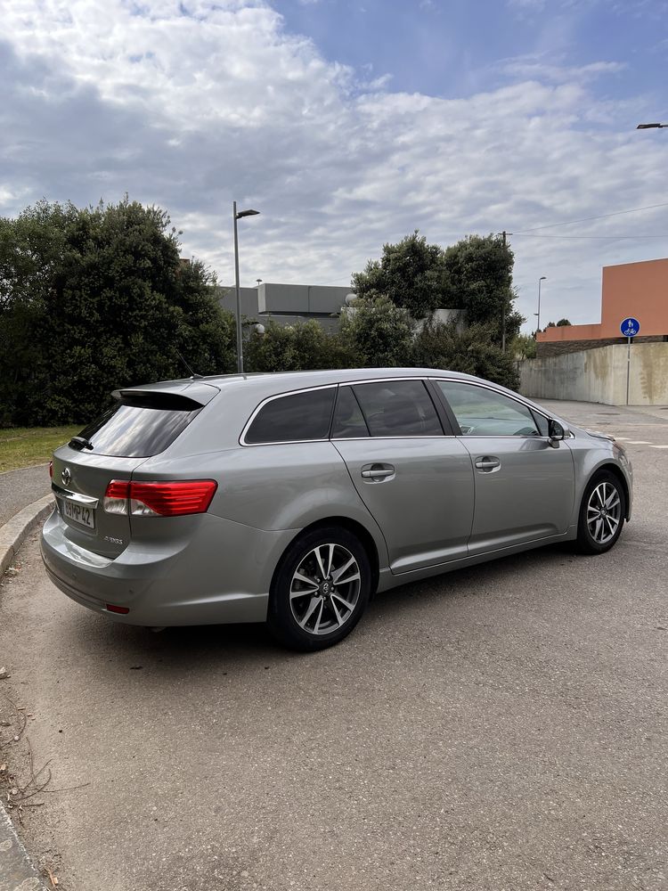 Toyota Avensis SW 2.0 D-4D+GPS