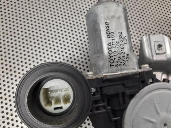 Elevador vidros frente direito TOYOTA Yaris (_P9_)