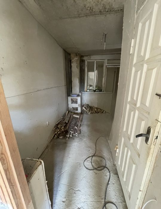 Частина будинку Станишівка біля лікарні