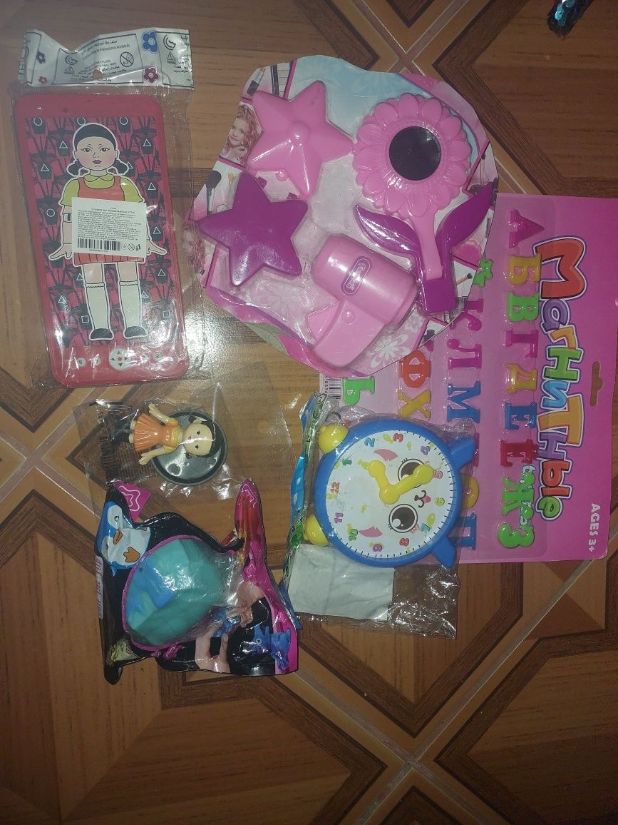 Обмін набір іграшок для дівчинки