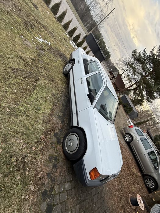 Mercedes w124 4x4 4MATiC 3.0 bezyna 1 wlasciciel pelna historia Aso