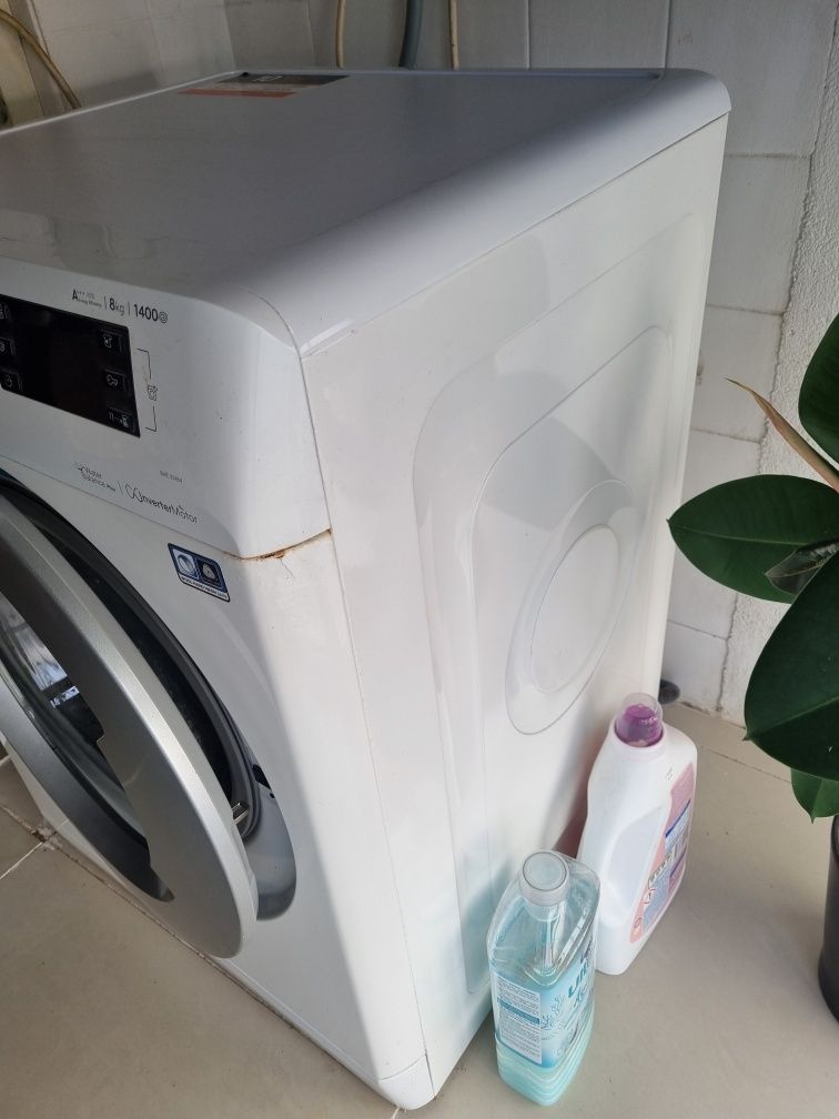 Maquina lavar roupa Indesit
