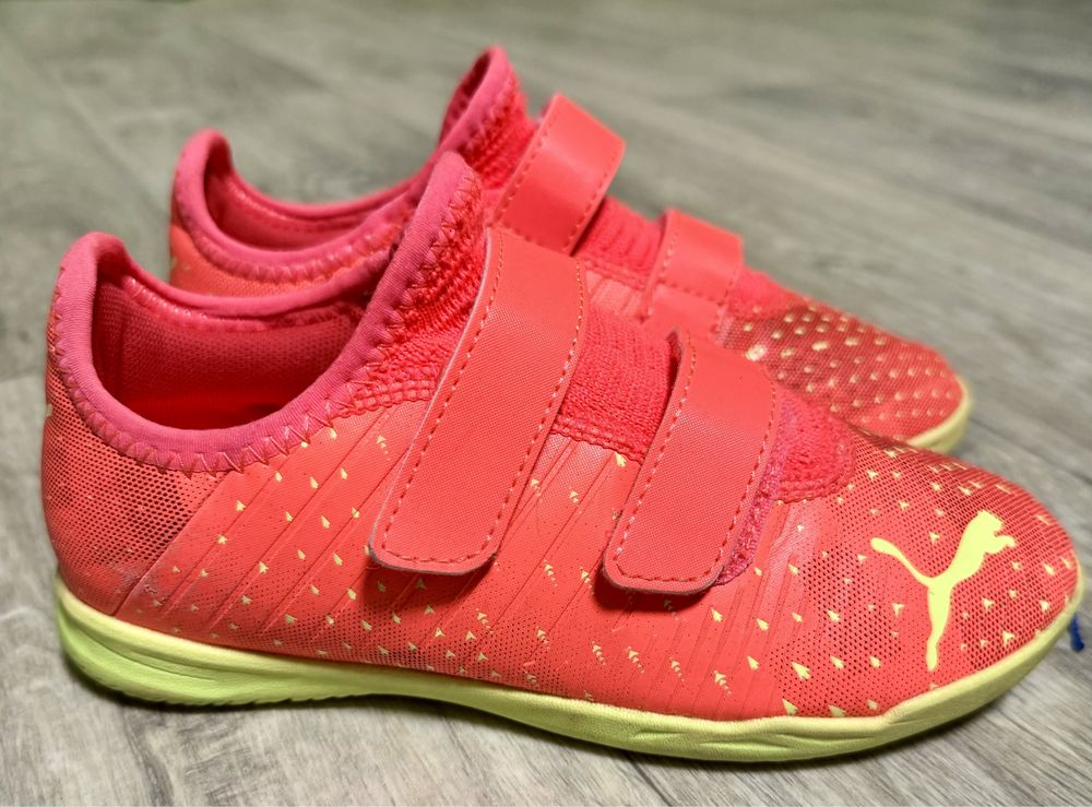 Футзалки (бампи) Puma Future Z 4.4 IT V Junior, р. 31.
