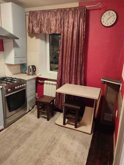 Здам ПРОСТОРУ 1-к квартиру Фрунзенський Беляєва Ломовський