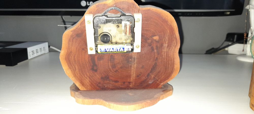 Łapka drewniana i zegar komplet