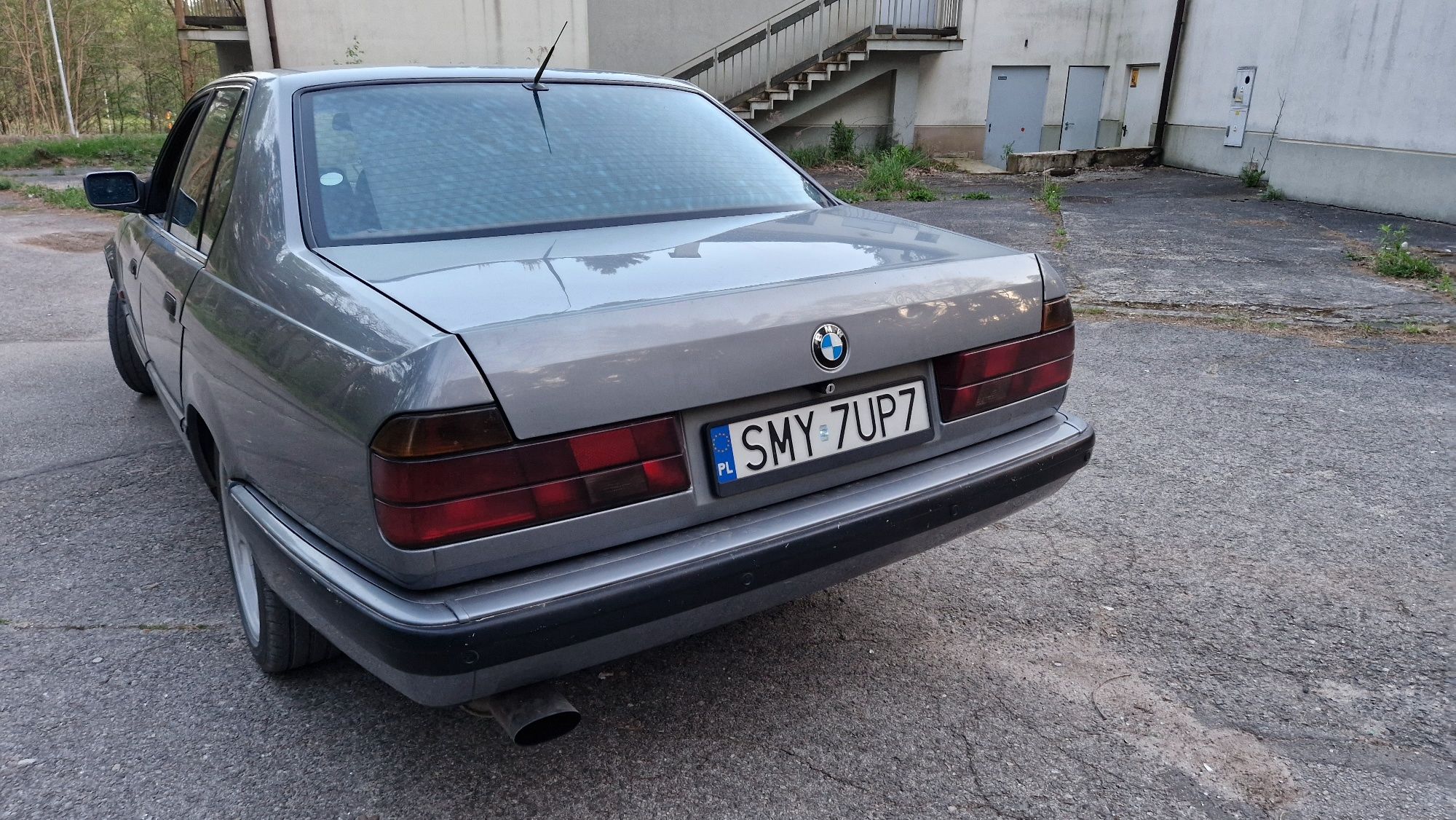 BMW E32 seria 7 1990