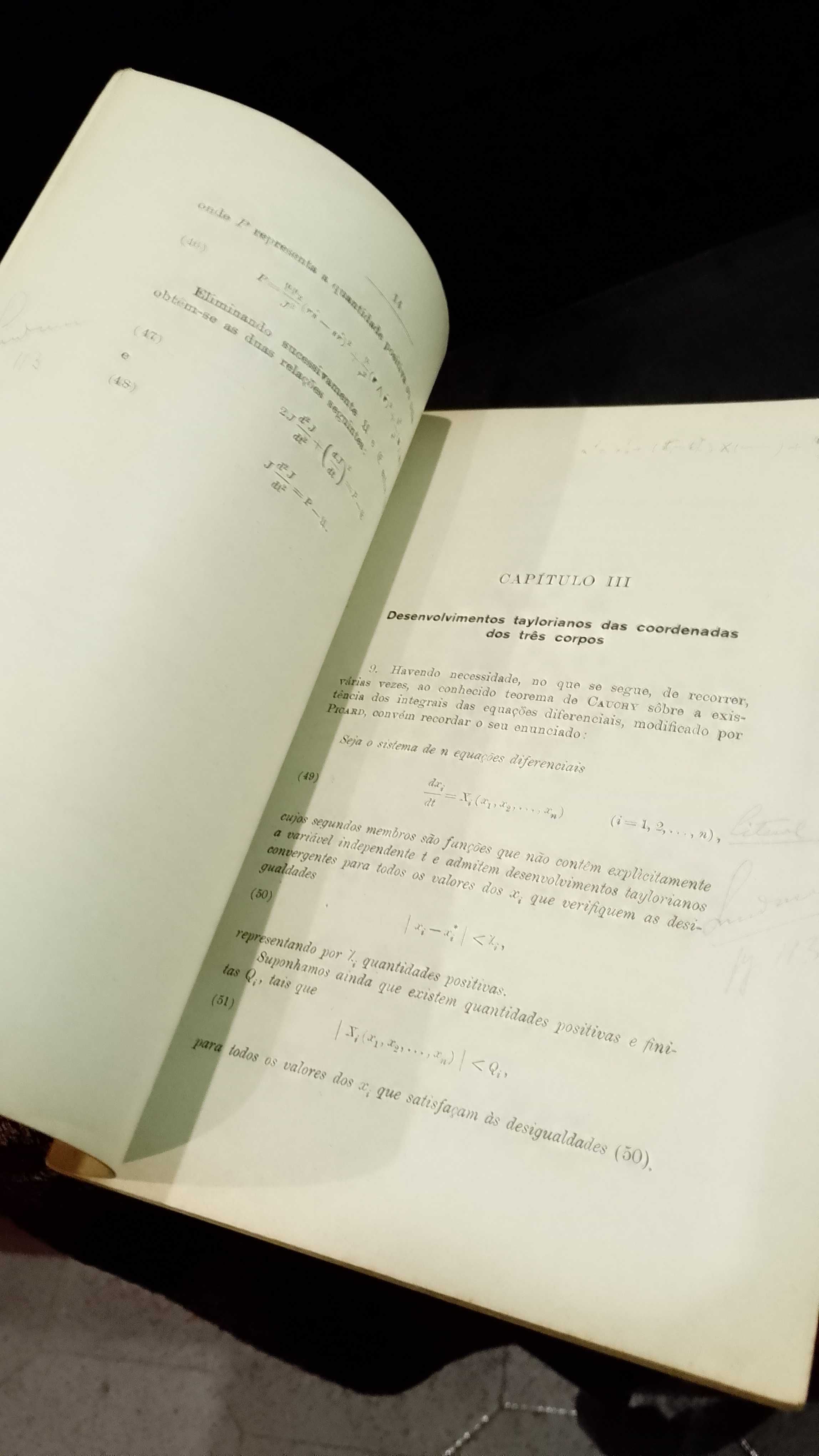 Regularização do Problema dos Três Corpos