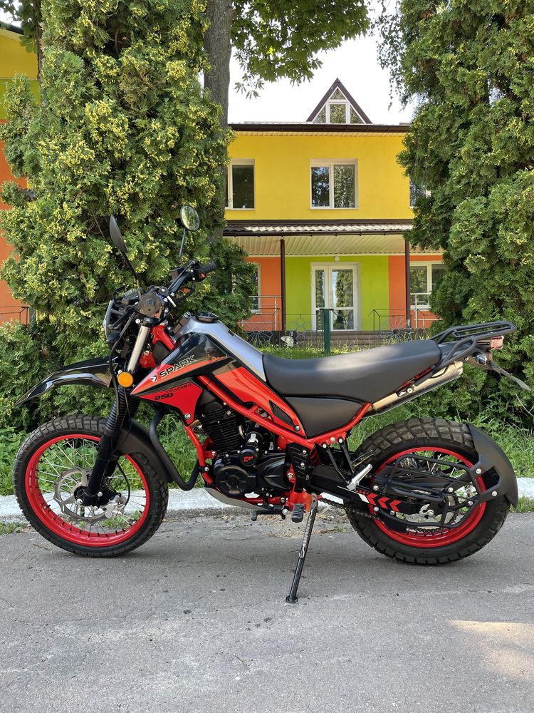 Доставка Бзкоштовна SPARK SP250D-3 TRAKER