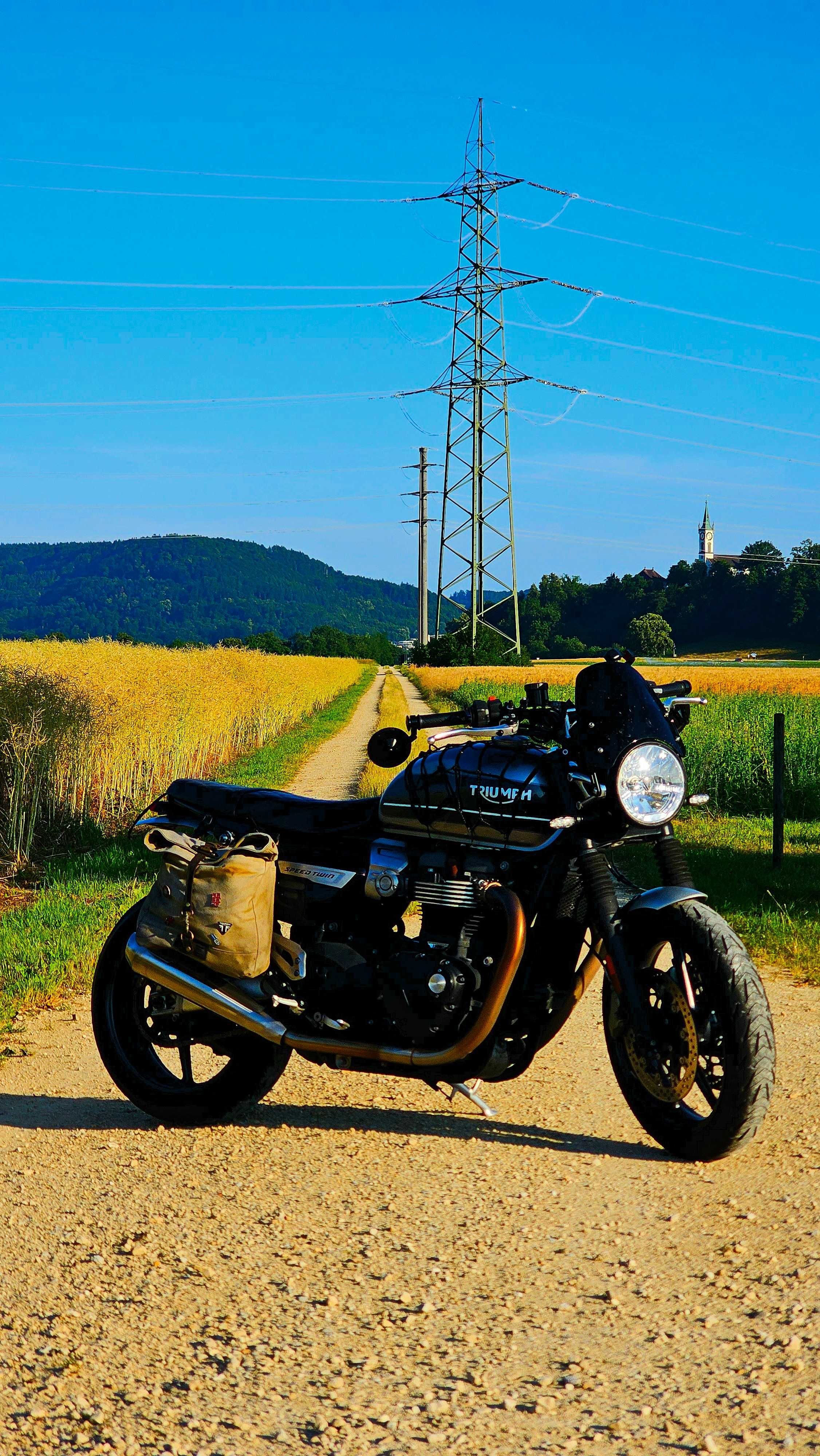 Triumph Speed Twin 1200