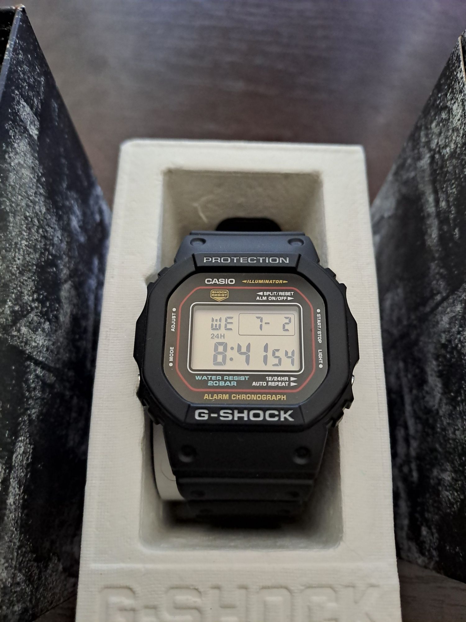 Casio G-Shock DW-5600RL-1ER NOWY