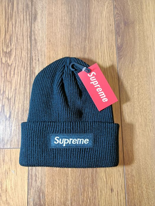 Czapka supreme nowa zimowo jesienna