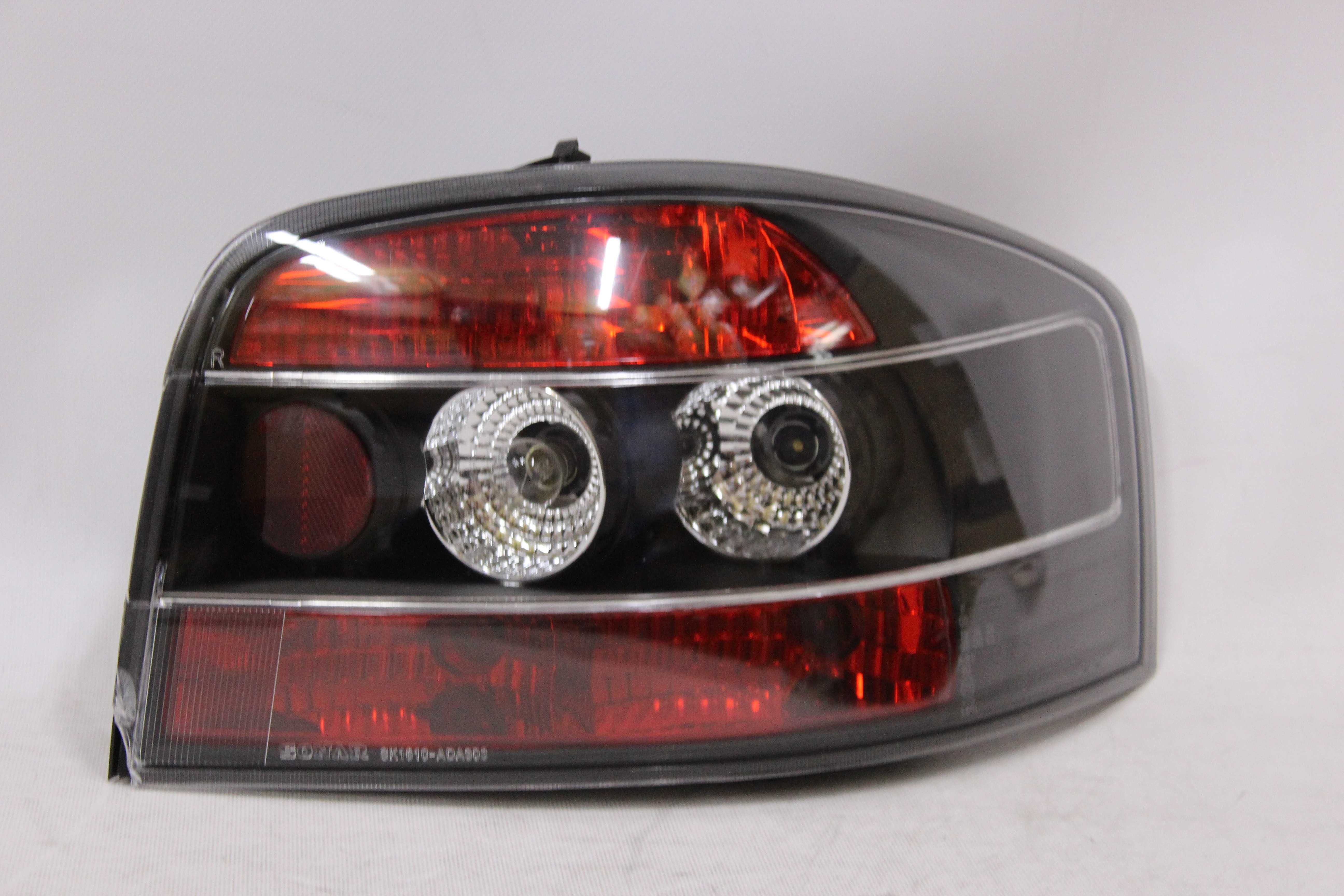 Lampy światła tył tylne Audi A3 8P 3D 03-08 BLACK SMOKE Tuning Czarne!
